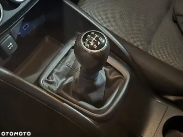 Car image 29