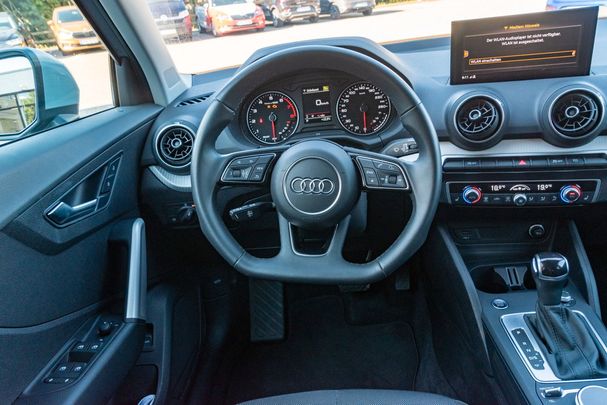 Audi Q2 35 TFSI S tronic Advanced 110 kW image number 8