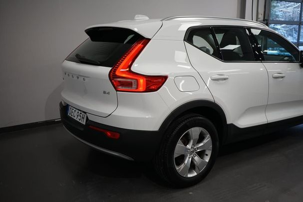 Volvo XC40 B4 R 147 kW image number 3