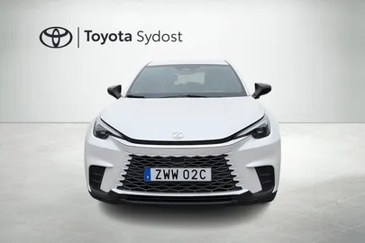 Car image 2
