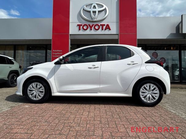 Toyota Yaris 1.0 Comfort 53 kW image number 3