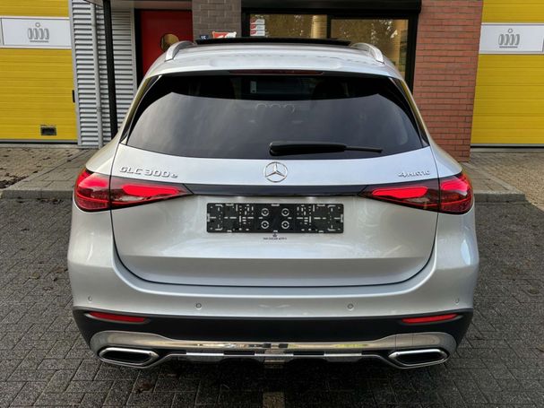 Mercedes-Benz GLC 300 e 230 kW image number 6