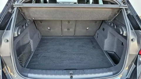 Car image 42