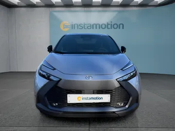 Car image 3