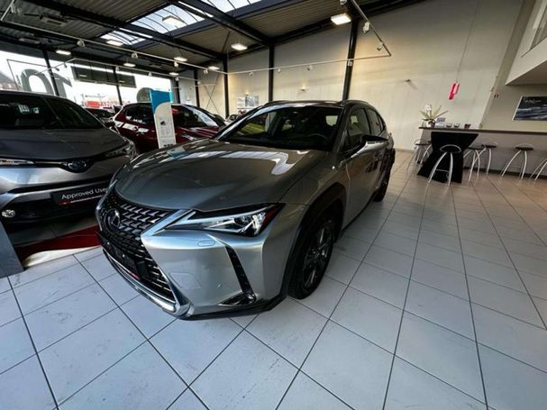 Lexus UX 250h 135 kW image number 18