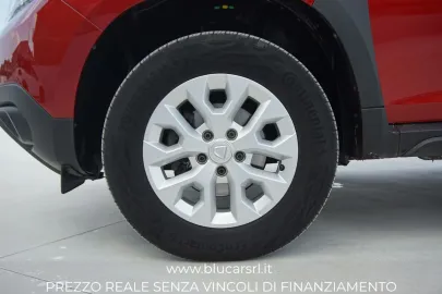 Car image 18