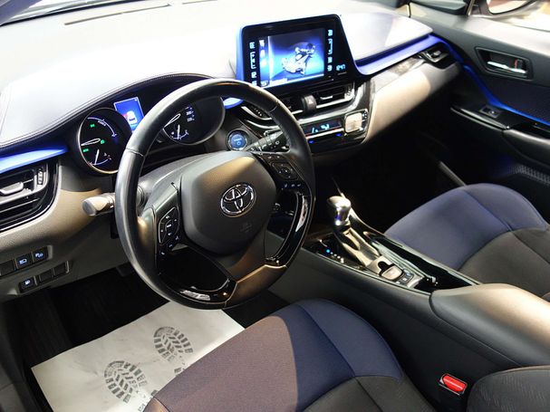 Toyota C-HR 90 kW image number 25