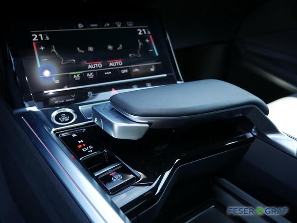 Audi e-tron 50 quattro S-line 230 kW image number 10