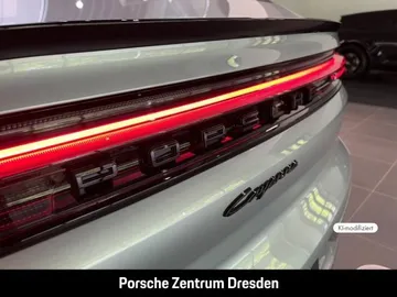 Car image 32