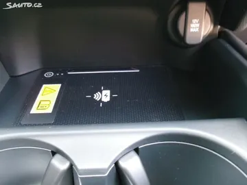 Car image 39