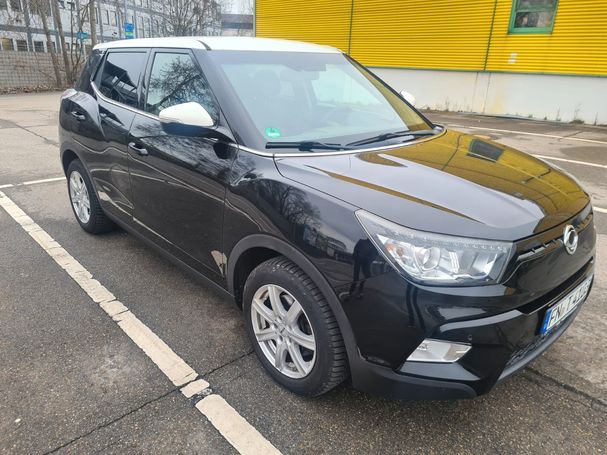 SsangYong Tivoli E-XDi 160 2WD Sapphire 85 kW image number 2