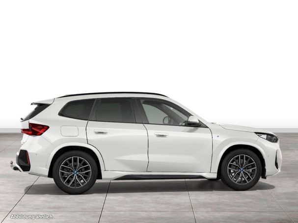 BMW iX1 eDrive20 M Sport 150 kW image number 8