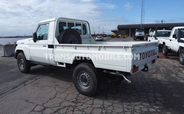 Toyota Land Cruiser 97 kW image number 11