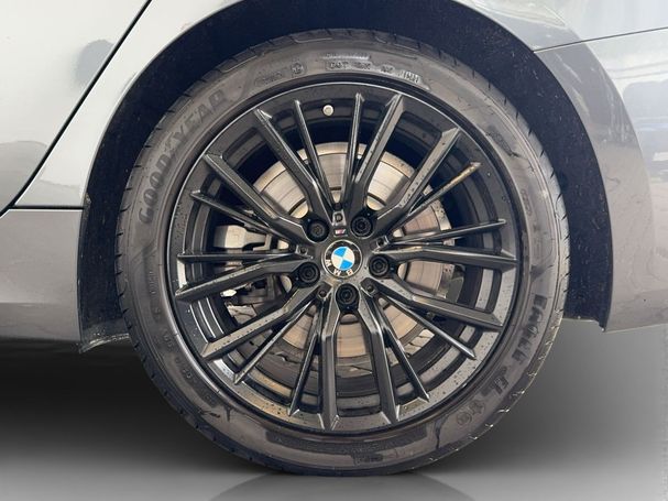 BMW 330e Touring M Sport 215 kW image number 10