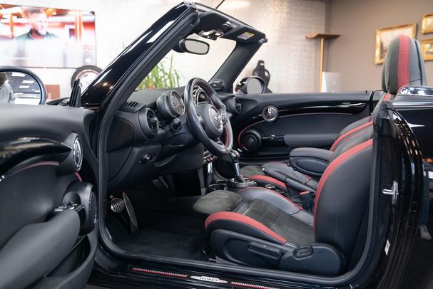 Mini John Cooper Works Cabrio 170 kW image number 19