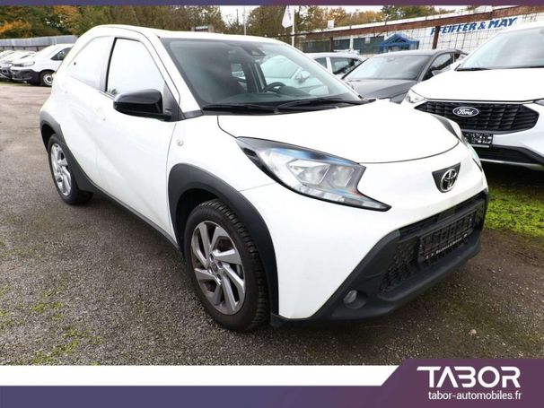 Toyota Aygo X 1.0 VVT-i 53 kW image number 2