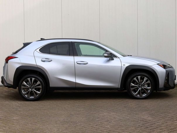 Lexus UX 250h 135 kW image number 6