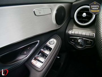 Car image 36