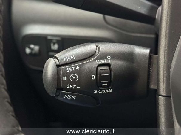 Citroen C3 Pure Tech S&S SHINE 61 kW image number 11