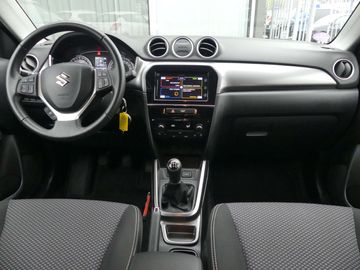 Car image 10