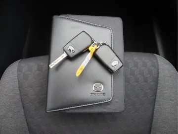 Car image 35