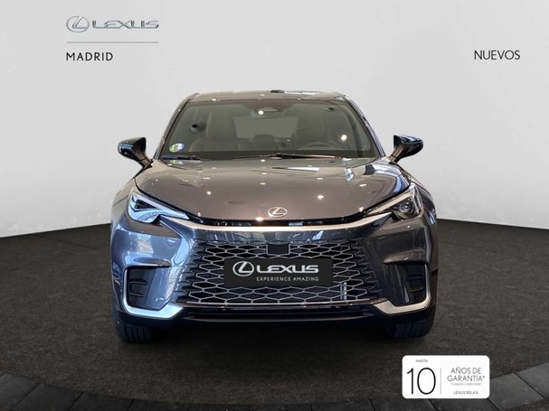 Lexus LBX 100 kW image number 2