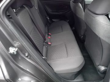 Car image 31