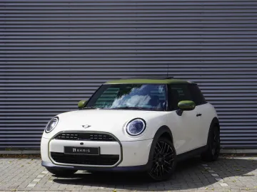 Car image 31