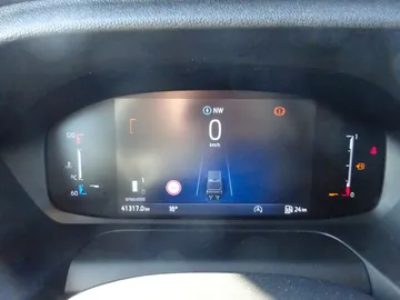 Car image 28