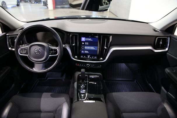 Volvo V60 T6 AWD Momentum 250 kW image number 10