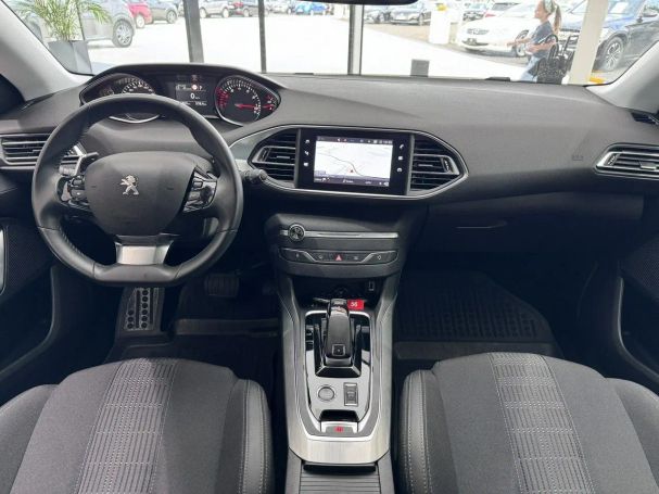 Peugeot 308 1.2 PureTech Allure EAT8 96 kW image number 16