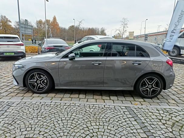 Mercedes-Benz A 220 7G-DCT Line 140 kW image number 7