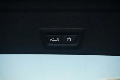 Car image 41