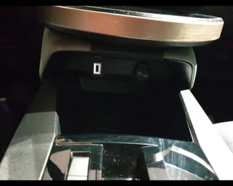 Car image 28