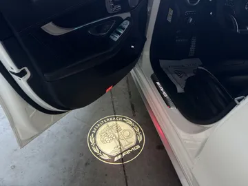 Car image 25