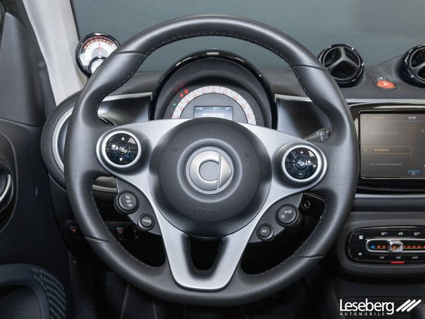 Smart ForTwo cabrio EQ passion 60 kW image number 15