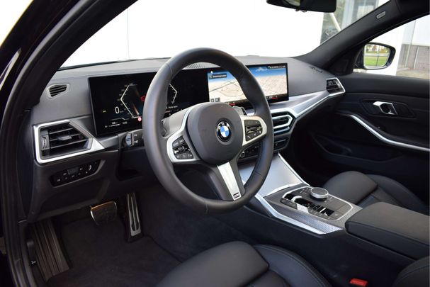 BMW 318i Touring 115 kW image number 17