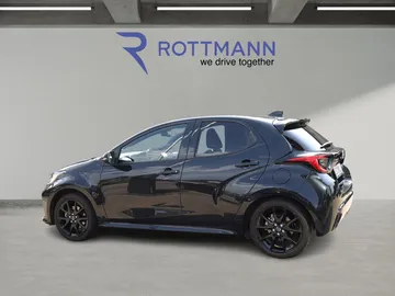 Car image 3