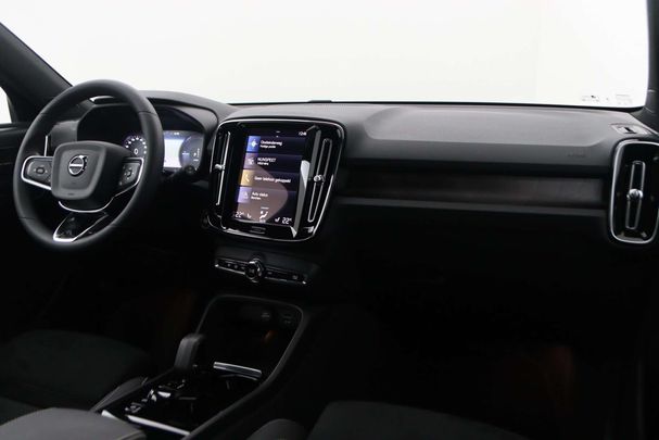 Volvo XC40 Recharge T4 Plus Bright 155 kW image number 17