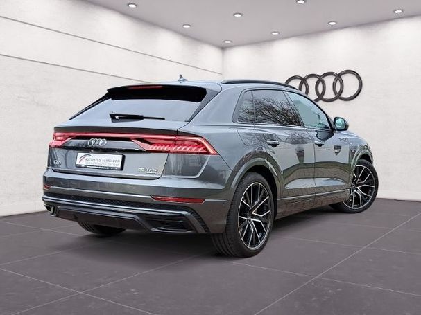 Audi Q8 55 TFSI quattro S-line 250 kW image number 8