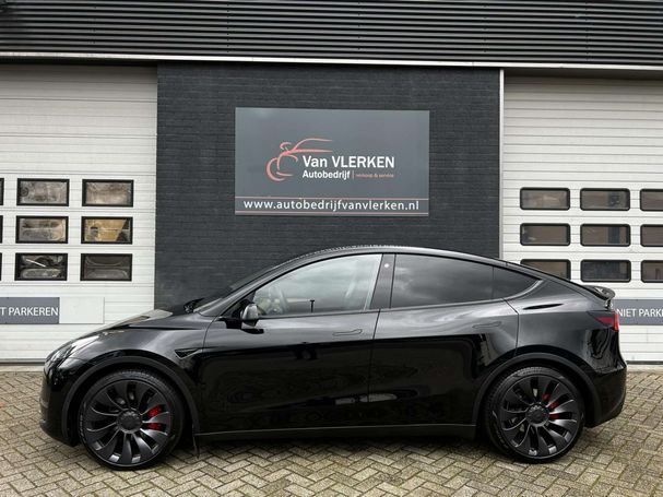 Tesla Model Y Performance AWD 392 kW image number 3