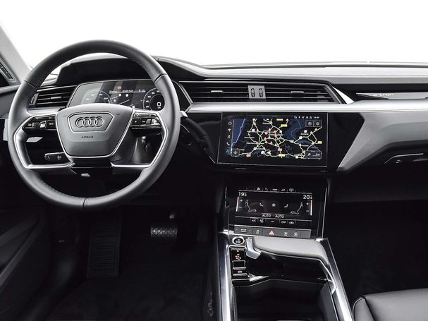 Audi Q8 50 quattro e-tron Sportback 250 kW image number 23