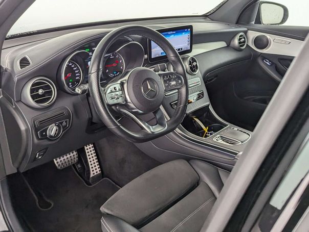 Mercedes-Benz GLC 300 de 4Matic 225 kW image number 13