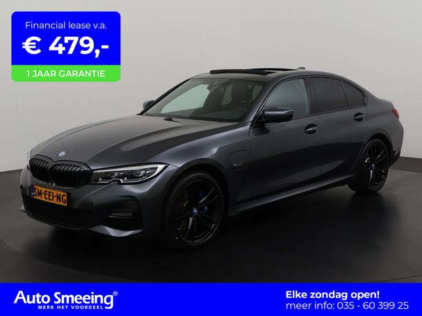 BMW 330e M Sport 215 kW image number 1