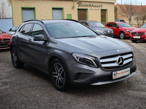 Mercedes-Benz GLA 200 d 100 kW image number 17