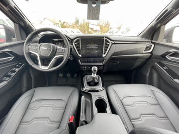 Car image 12