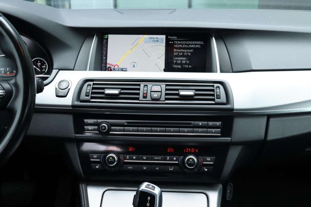 BMW 520i Touring 135 kW image number 32