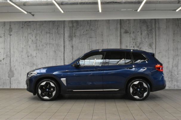 BMW iX3 Impressive 210 kW image number 3