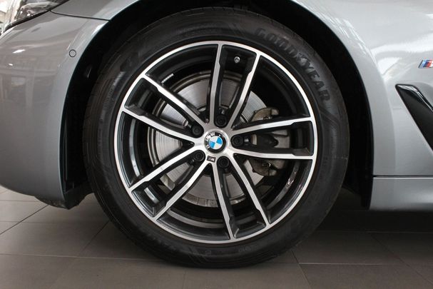 BMW 520d Touring xDrive 140 kW image number 5