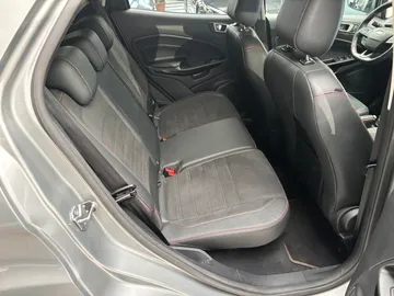 Car image 35